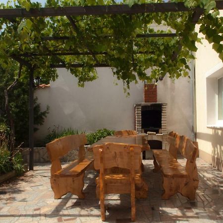 Holiday Home Domi 诺维·维诺多尔斯基 外观 照片